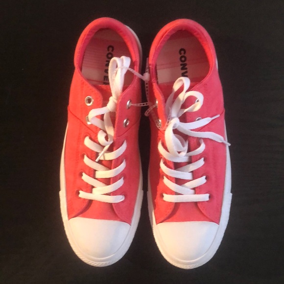 Converse Shoes - New Pink All Star Converse❤️